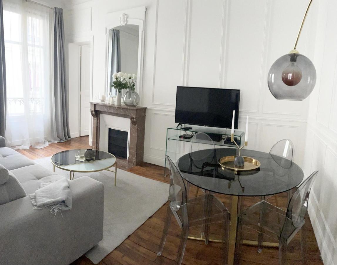 Prestige A Paris Luxe, Calme Et Proche Tour Eiffel Et Champs-Elysees Zewnętrze zdjęcie